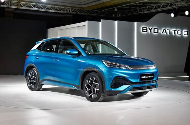 BYD Atto 3 deliveries begin, gathers over 2,000 bookings