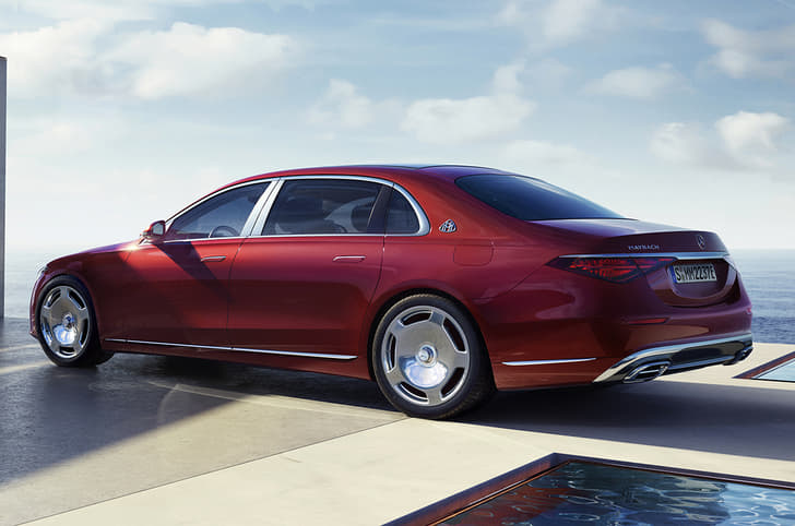 Mercedes-Maybach S580e rear