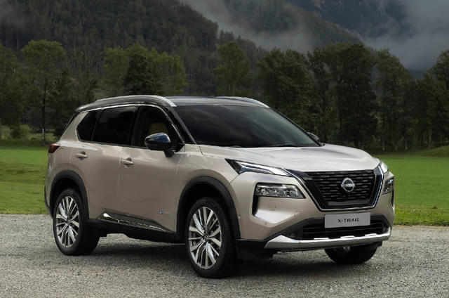 Nissan working on all-electric Qashqai, Juke and X-Trail ...