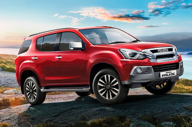 Isuzu mu-X SUV front quarter
