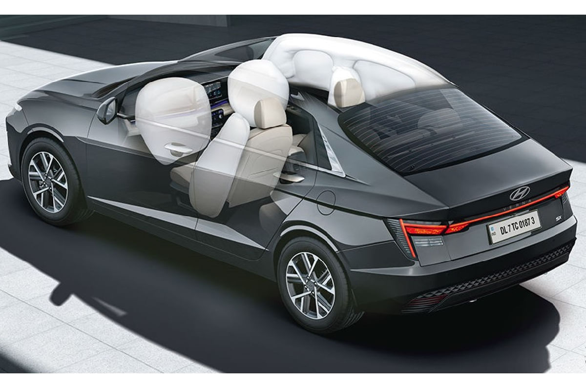 Hyundai makes 3-point seatbelts, 4 airbags standard acros...