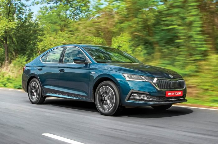 Skoda Octavia front quarter