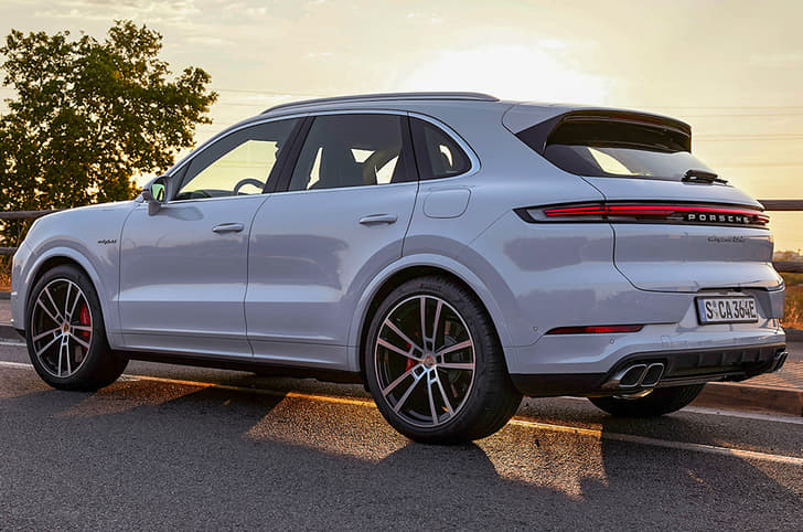 Porsche Cayenne Turbo e-Hybrid rear