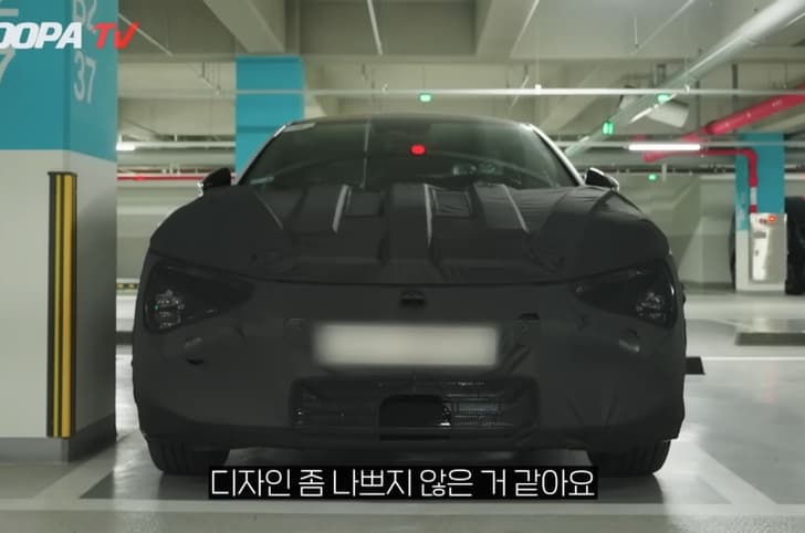 Kia EV6 facelift global debut next year