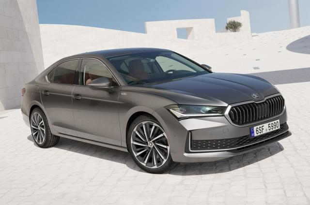 All-new Skoda Superb makes global debut