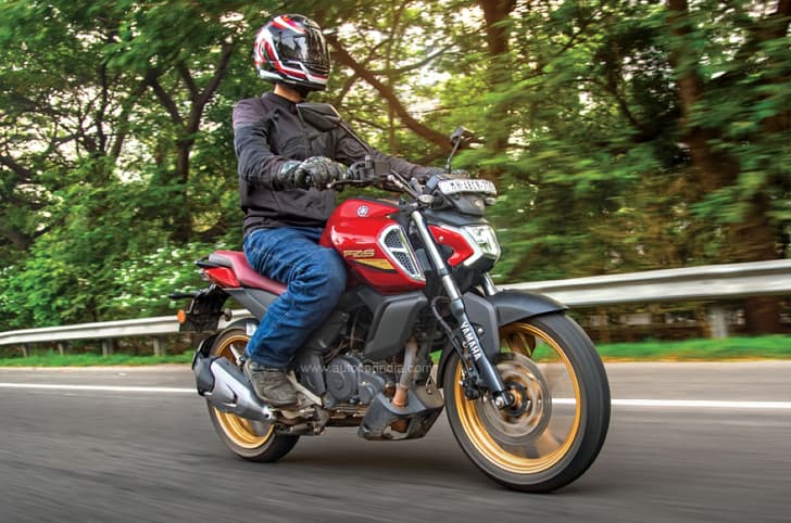 Yamaha FZ-S FI V4 DLX review: What the people want