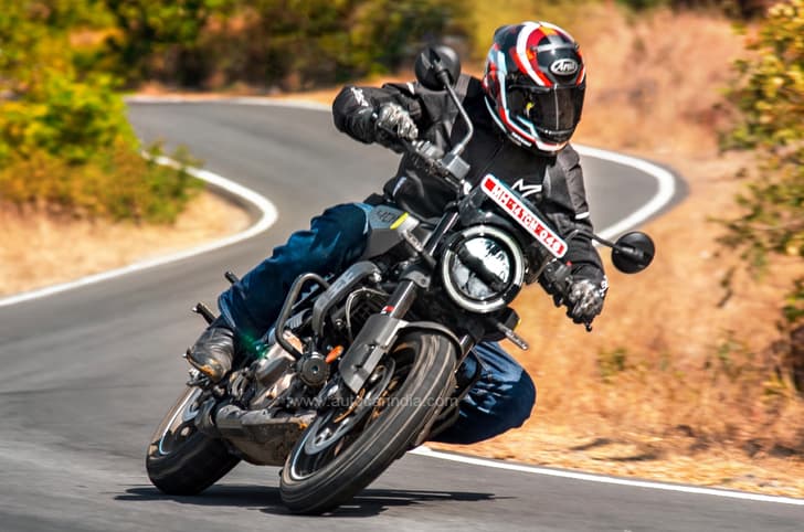 Husqvarna Svartpilen 401 review: Now a compelling KTM alt...