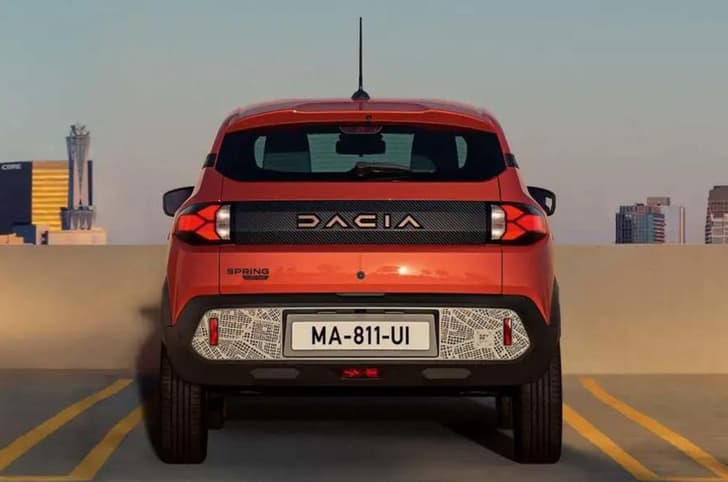 Dacia Spring EV rear 