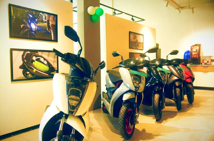 Ola S1 price, Bajaj Chetak sales February 2024.