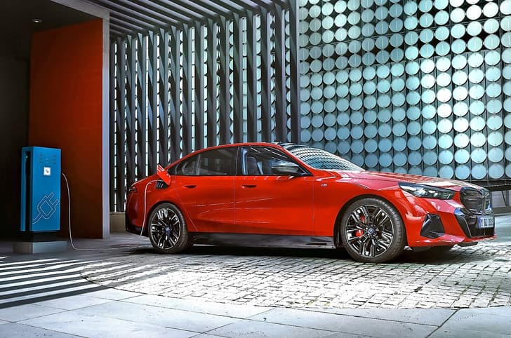 BMW i5 bookings open in India