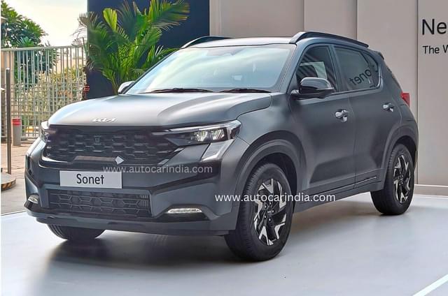 Kia Sonet crosses 4 lakh sales milestone