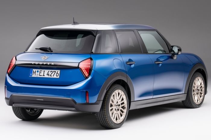New Mini Cooper 5-door hatchback unveiled