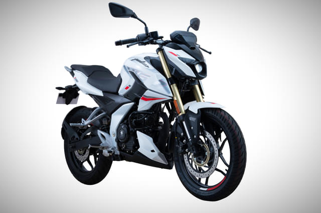 Bajaj Pulsar N160 with USD fork launched at Rs 1.40 lakh