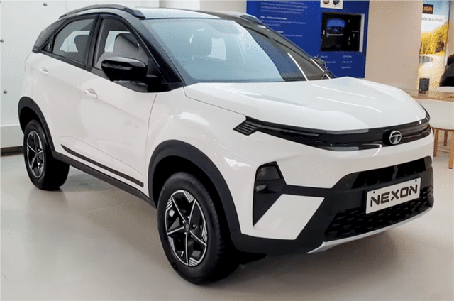 Tata Nexon gets discounts of up to Rs 1 lakh on FY2024 st...