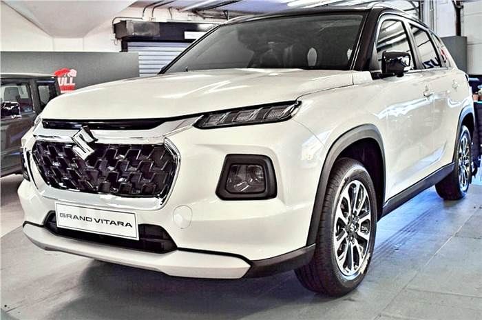 Maruti Grand Vitara continues to get Rs 1.28 lakh in disc...