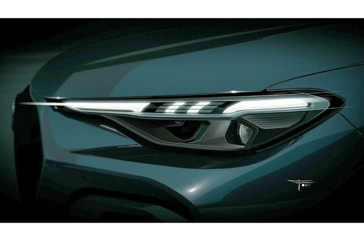 Next-gen Audi Q5 teased ahead of September 2 debut