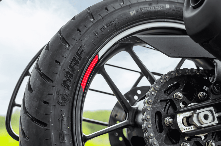 Triumph Speed T4 MRF tyres