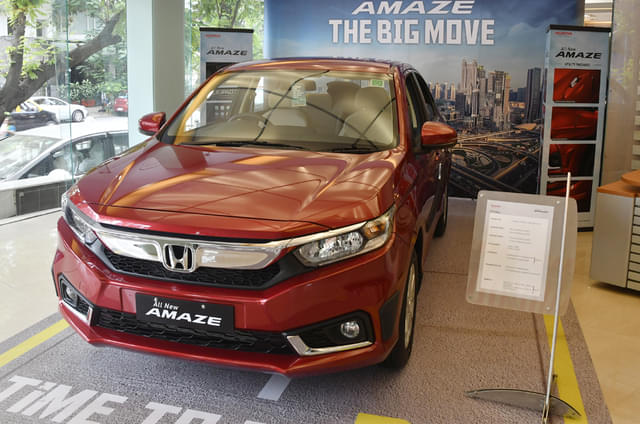 Honda Amaze gets Rs 1.12 lakh in discounts this festive s...