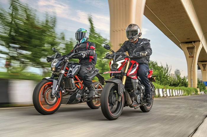 Pulsar NS 400Z Vs 390 Duke Gen 1: New school meets the school Bajaj Pulsar NS400Z, KTM 390 Duke, comparison, performance, specifications
