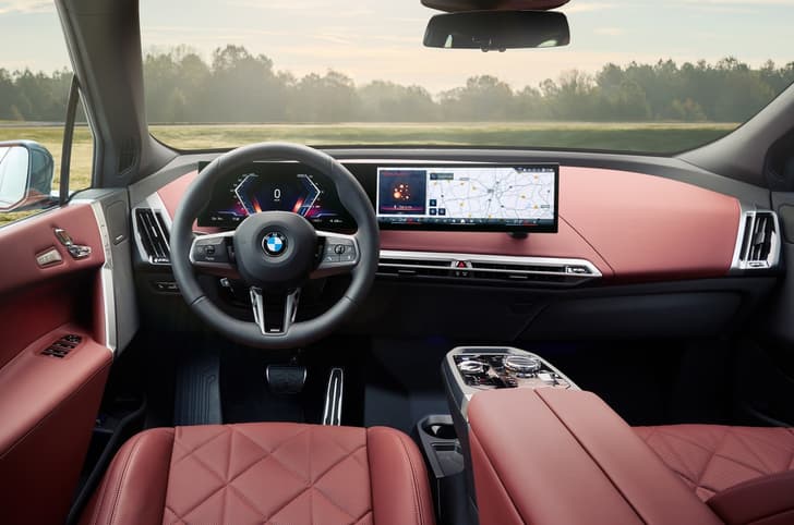 bmw ix facelift interior