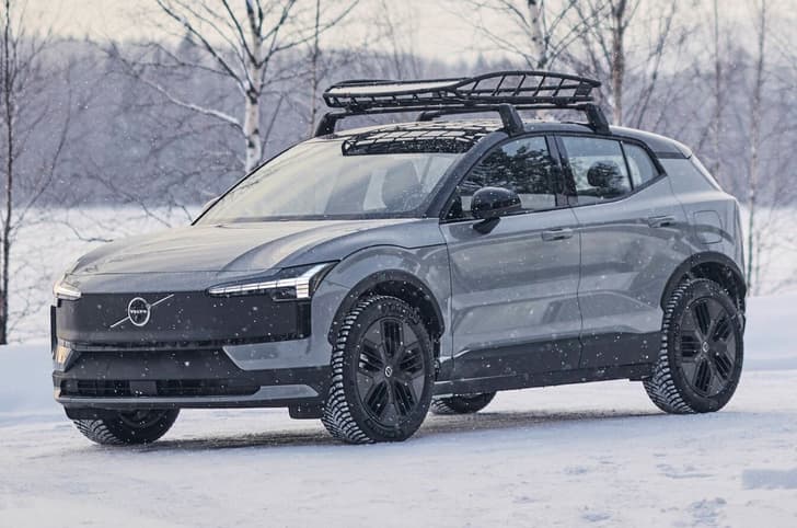 Volvo EX30 Cross Country electric off-roader revealed