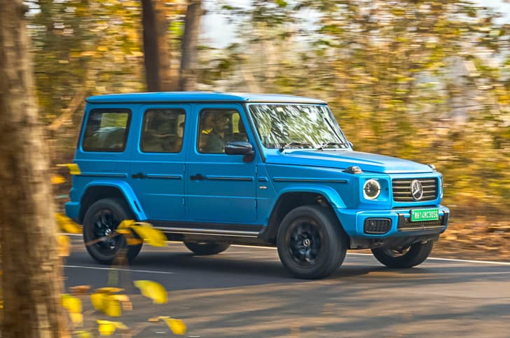 Mercedes G Class Electric G 580 side pan