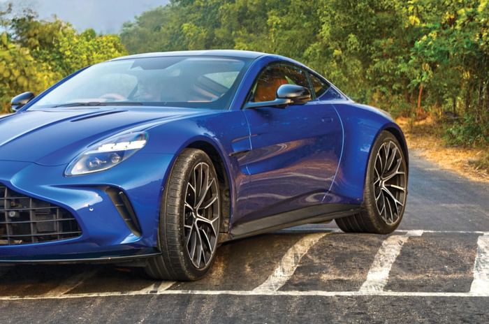 Aston Martin Vantage ground clearance