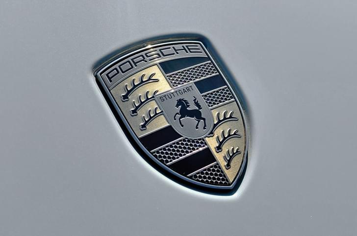 2025 porsche taycan turbo s facelift badge