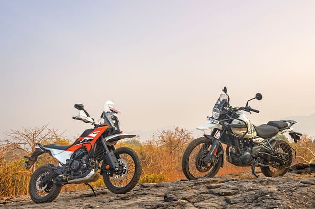 KTM 390 Adventure vs Royal Enfield Himalayan comparison r...