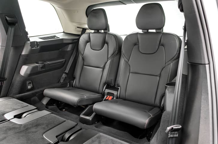 2025 volvo xc90 facelift third row seats