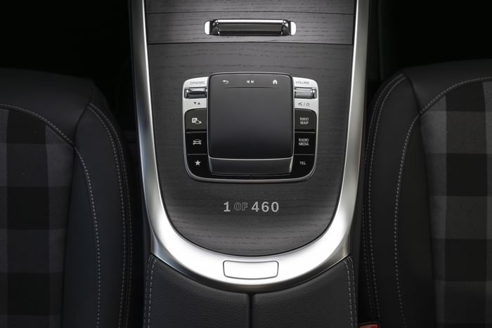 mercedes benz g class stronger than the 1980s interior centre console
