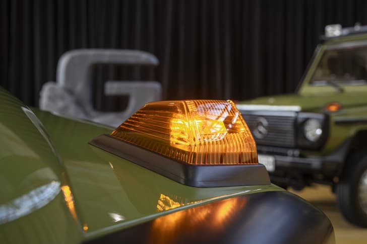 mercedes benz g class stronger than the 1980s orange indicator