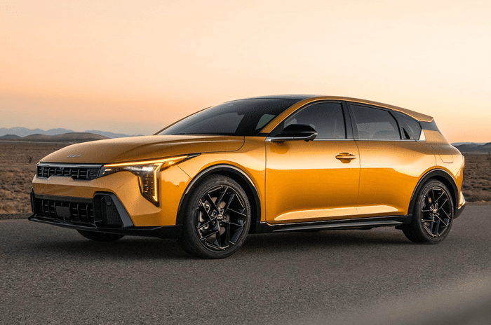 Kia K4 hatchback
