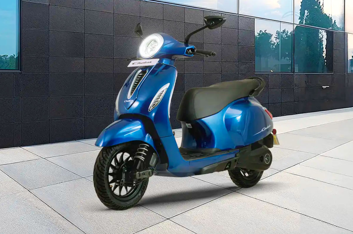 20250428042141 Chetak%203503%20front%20three%20quarter%20static Bajaj Chetak 3503 Launched for Rs 1.10 Lakh