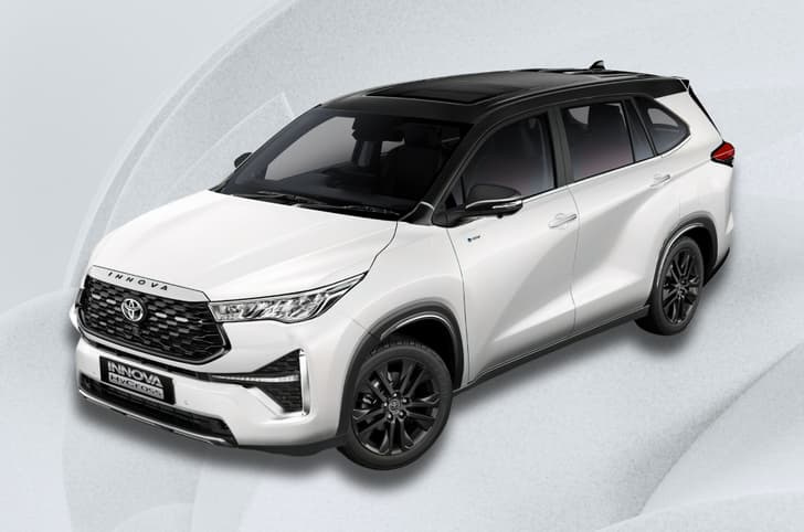 Toyota Innova Hycross Exclusive Edition Toyota Innova Hycross Exclusive Edition