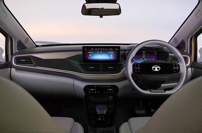 Tata Altroz facelift interior