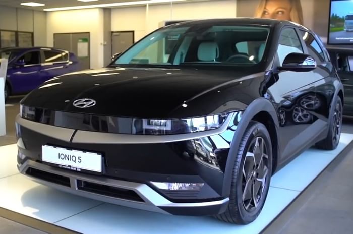 Hyundai Ioniq 5 showroom