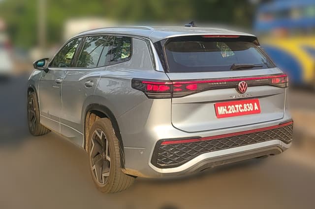 Volkswagen Tayron 3-row SUV spied in India for the first ...