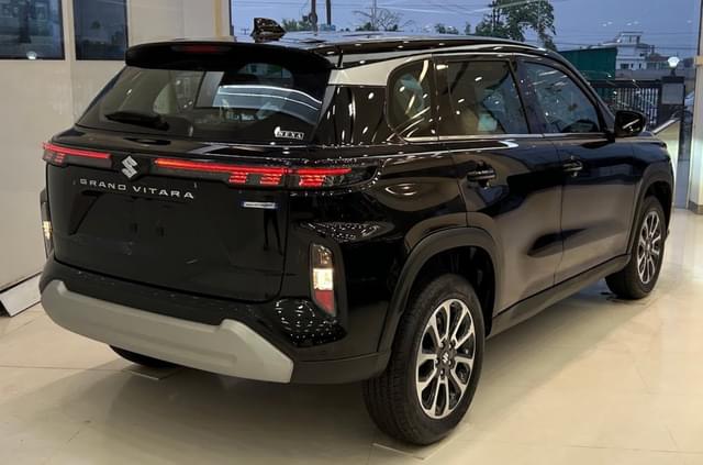 Maruti Grand Vitara hybrid discounts cross Rs 1.5 lakh in...