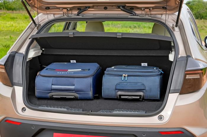 2025 Tata Altroz facelift review: Sharp suiter 2025 Tata Altroz facelift review: Sharp suiter