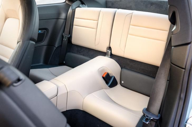 Porsche 911 Carrera rear seats 