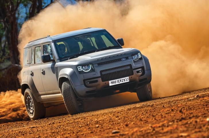 Defender Octa front drift shot