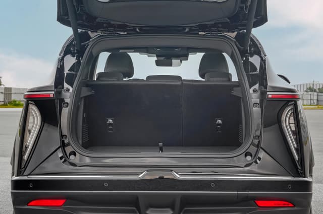 2025 Vinfast VF7 review: 350hp AWD EV with a spacious back seat