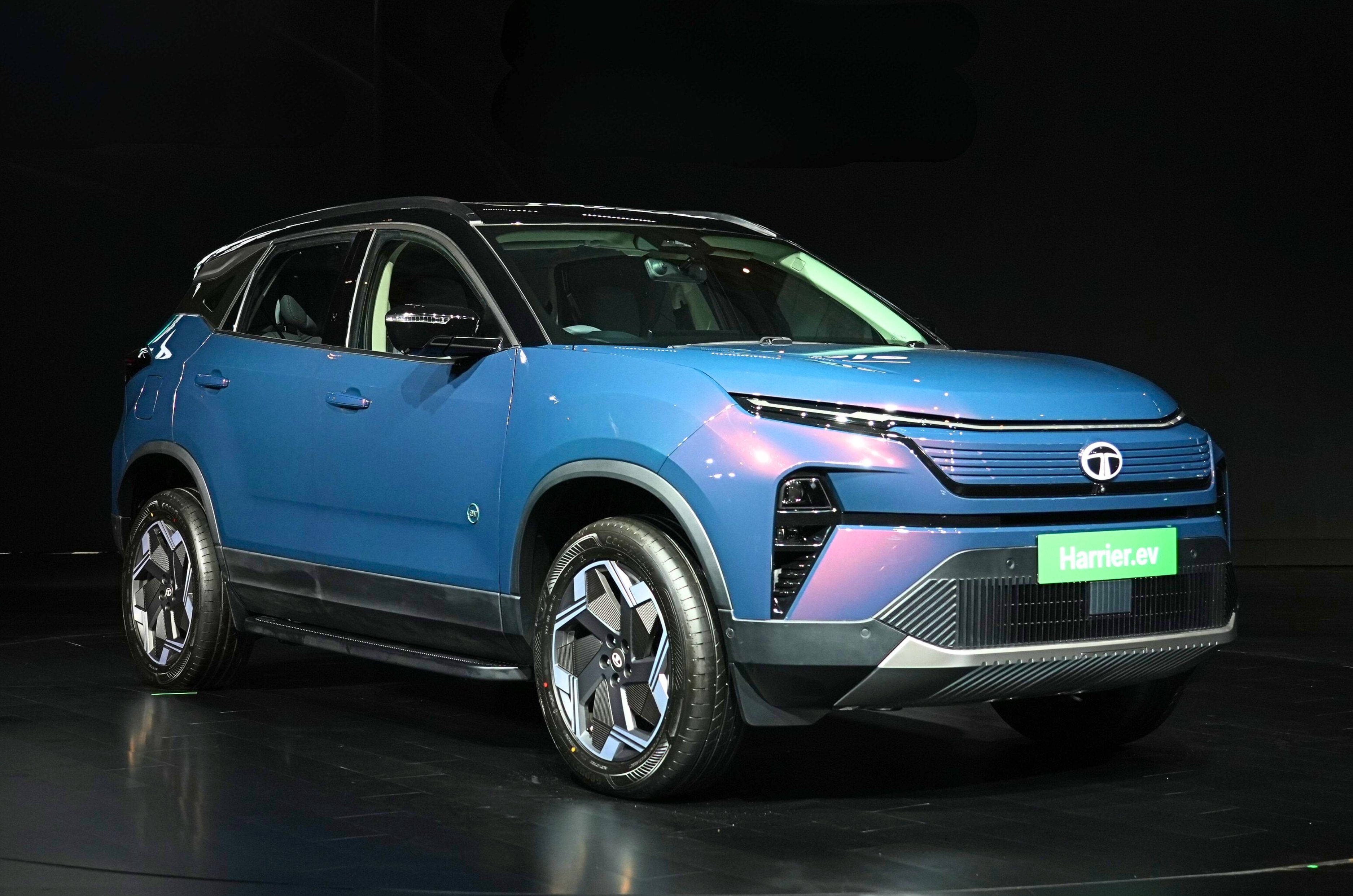 Tata Harrier EV AWD and RWD price