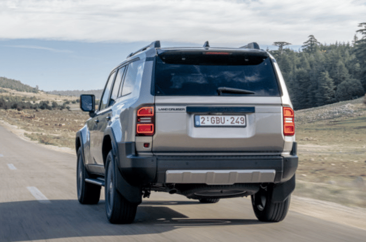 Toyota Land Cruiser lights