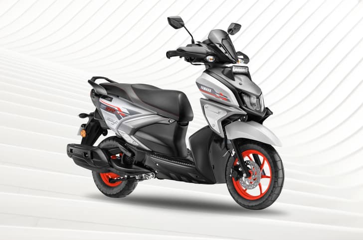 Yamaha RayZR 125 Hybrid gets discounts up to Rs 10,000