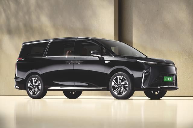 MG M9 India-spec range, features and colours revealed