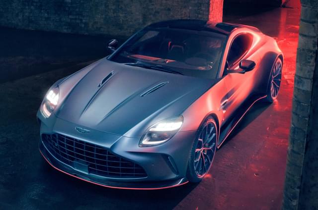 Aston Martin Vantage S revealed as 680hp track-focused ve...