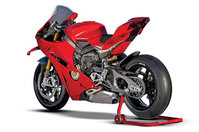 2025 Ducati Panigale V4 S track review