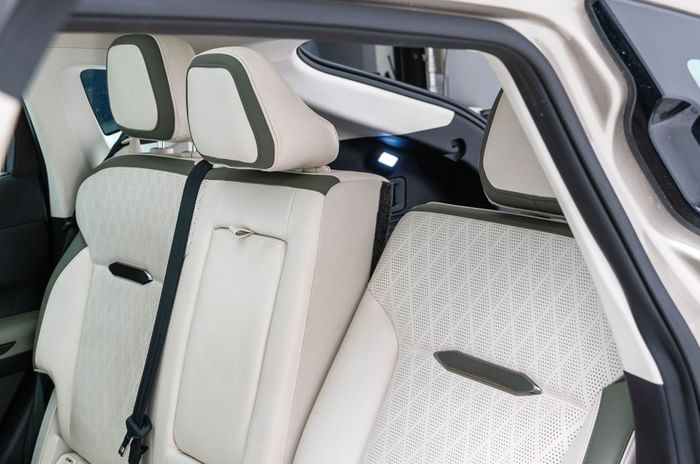 mahindra xev 9e rear seats